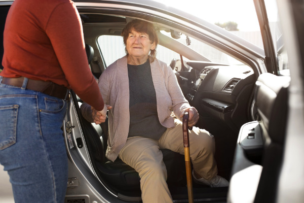 Nuo lapkričio 1 d. atnaujintas pacientų pavėžėjimo paslaugos teikimas